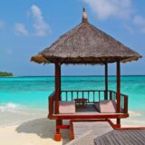 ct_beach-hut-237489_1920